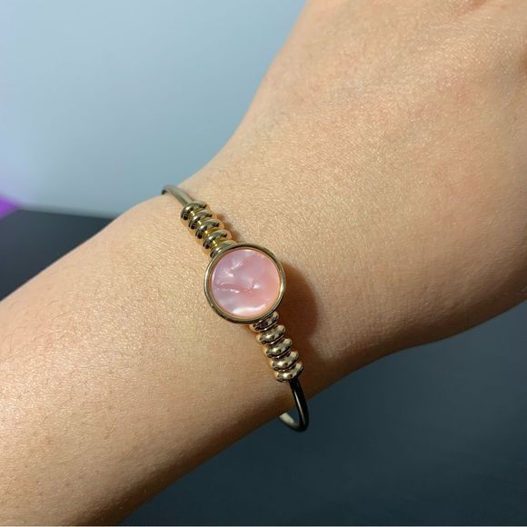 NEW Nordstrom Gold Plated Coral Center Gem Open Ended Bangle - Picture 7 of 9